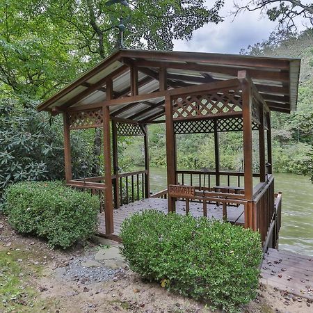 Heaven On The Toccoa Where You Will Enjoy The Sites And Sounds Of The Toccoa River Mineral Bluff Екстериор снимка