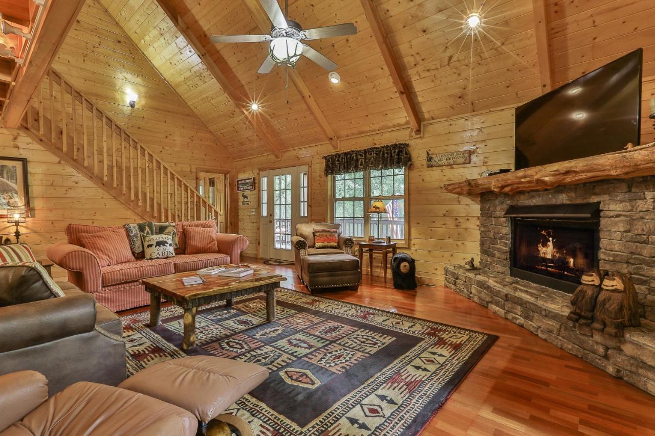 Heaven On The Toccoa Where You Will Enjoy The Sites And Sounds Of The Toccoa River Mineral Bluff Екстериор снимка