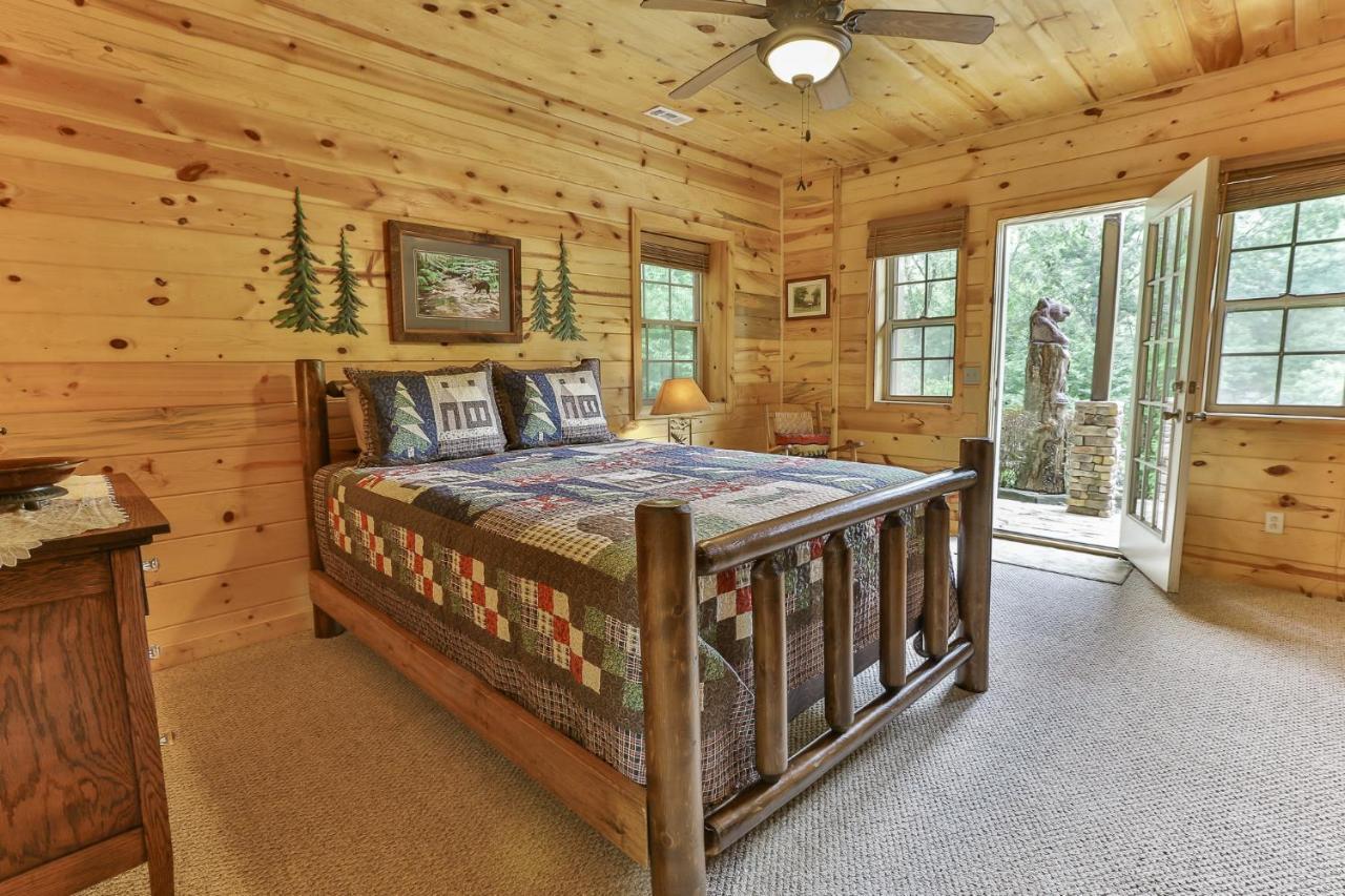 Heaven On The Toccoa Where You Will Enjoy The Sites And Sounds Of The Toccoa River Mineral Bluff Екстериор снимка